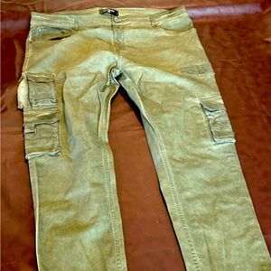 Men’s Serende “Olea” cargos jeans. Size 44. Worn 1 time.